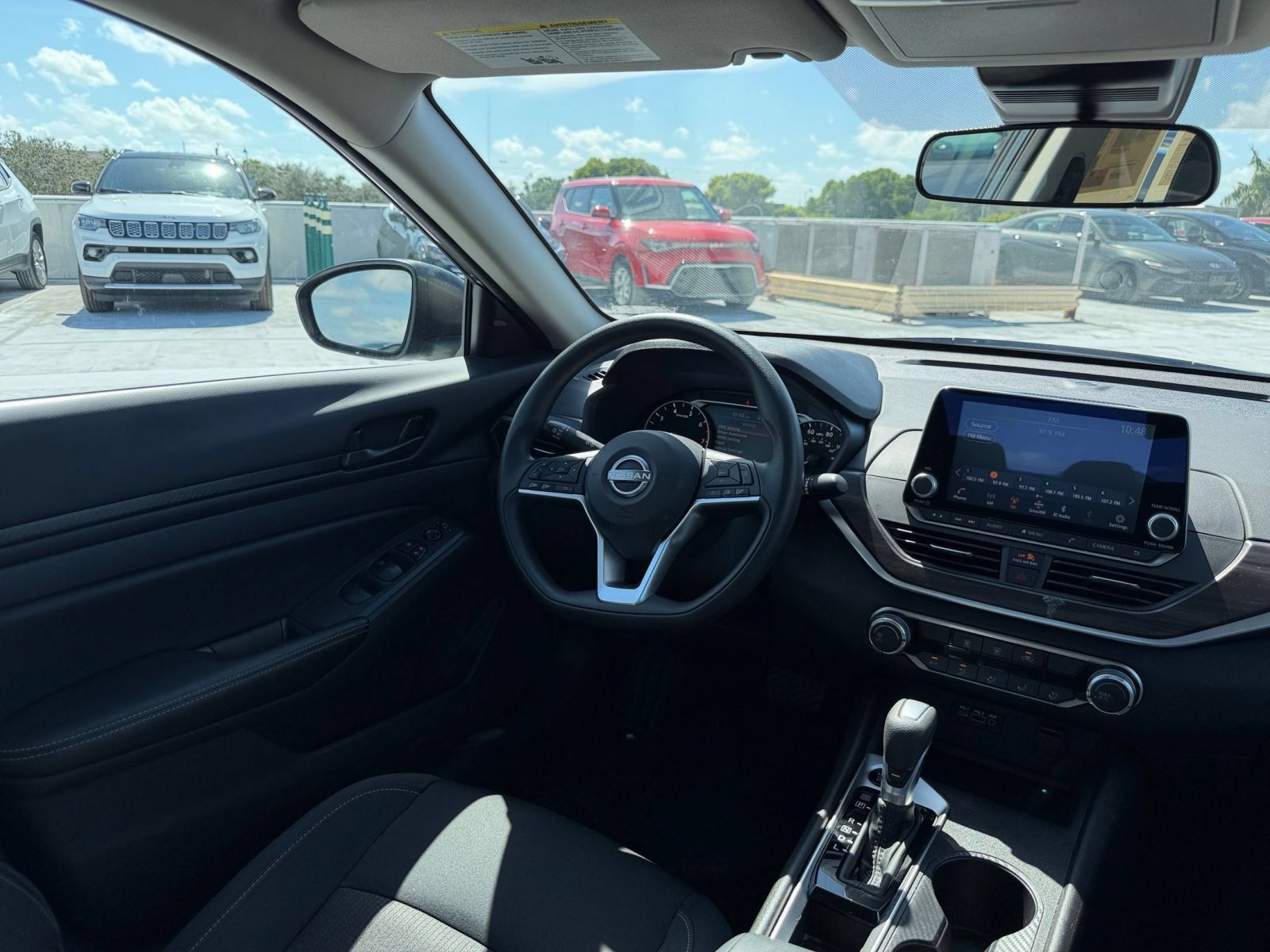 Used 2026 Nissan Altima 2.5 SV FWD image 28