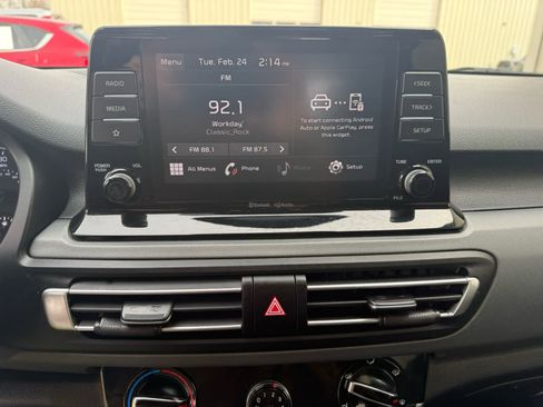 Used 2023 Kia Seltos LX image 14