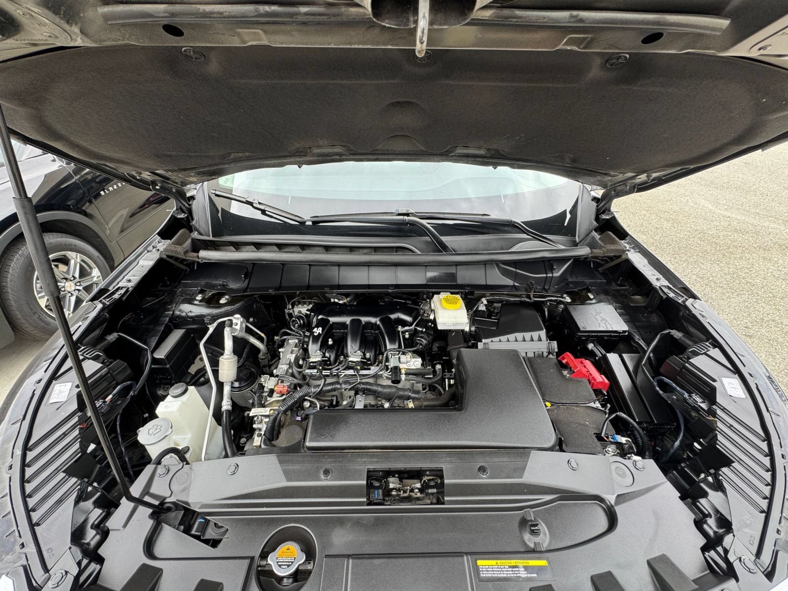 Used 2025 Nissan Pathfinder SV AWD/4WD image 34