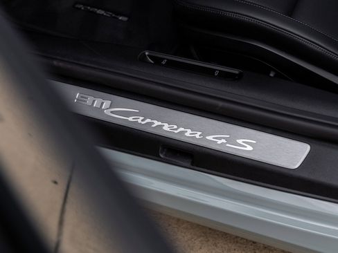 New 2026 Porsche 911 Carrera 4S image 25