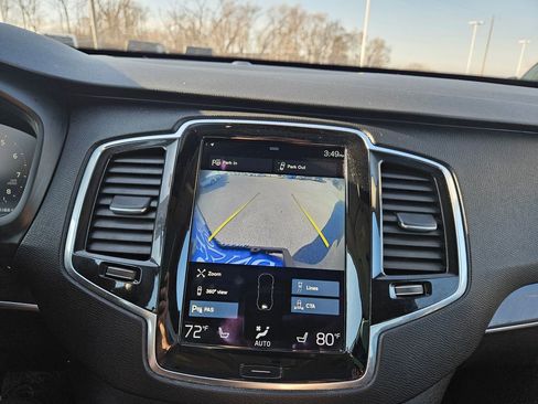 Used 2017 Volvo XC90 T6 Momentum w/ Vision Package image 13