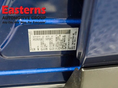 Used 2023 Nissan Rogue SV image 34