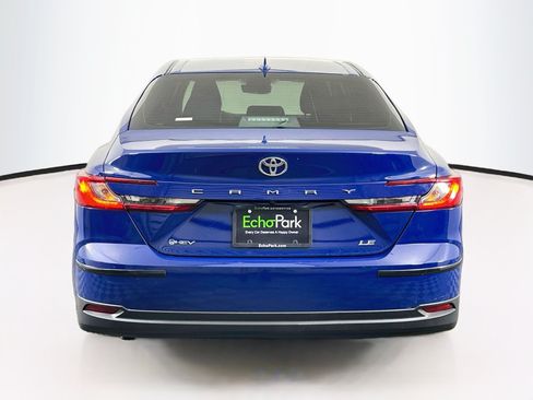 Used 2025 Toyota Camry LE FWD image 7