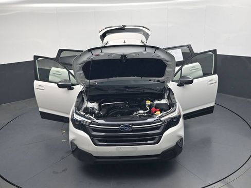 Used 2025 Subaru Forester Premium AWD/4WD image 53