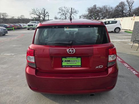 Used 2011 Scion xD image 15