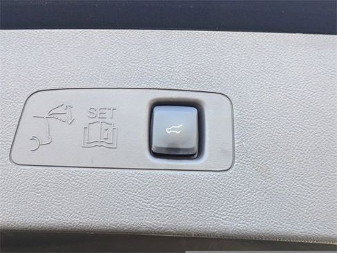 Used 2022 Lincoln Corsair Reserve w/ Equipment Group 201A image 14