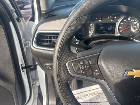 Used 2023 Chevrolet Equinox LT image 17