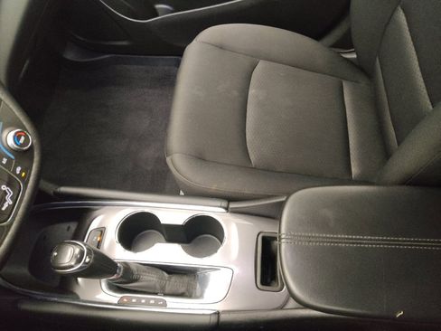 Used 2018 Chevrolet Malibu LT w/ Driver Confidence Package FWD image 26