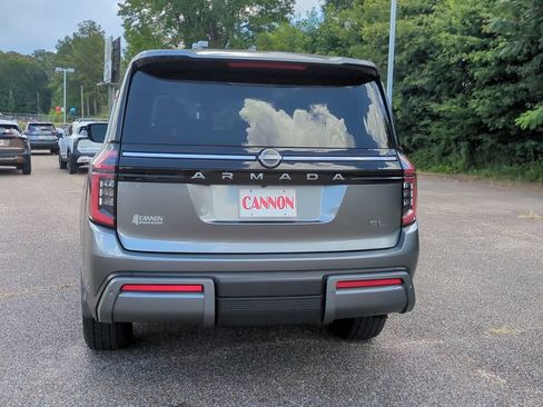 Used 2025 Nissan Armada SL w/ Captain's Chari Seat Package AWD/4WD image 6
