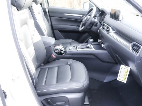 New 2025 MAZDA CX-5 AWD 2.5 S w/ Preferred Package image 41