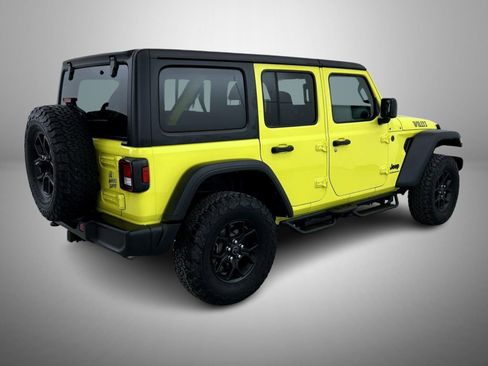 Certified 2024 Jeep Wrangler Willys image 5