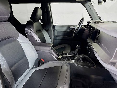 Used 2024 Ford Bronco Big Bend image 27