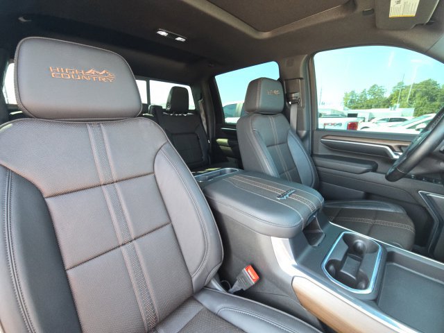 Used 2024 Chevrolet Silverado 3500 High Country w/ High Country Premium Package AWD/4WD image 21