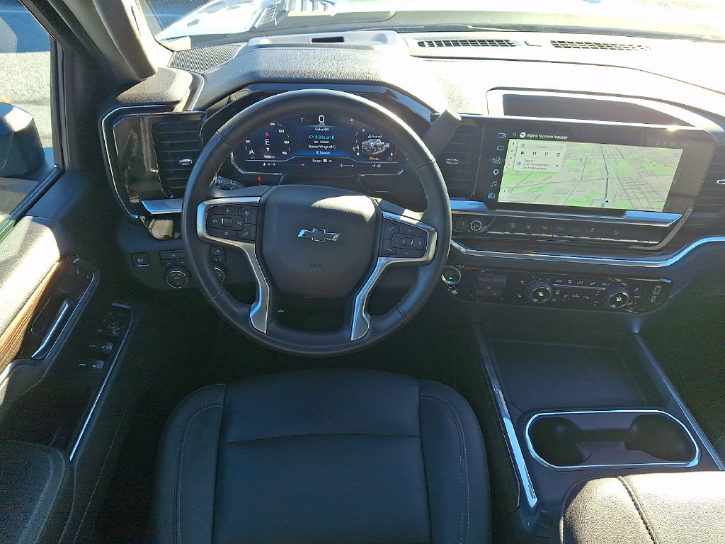 Used 2025 Chevrolet Silverado 3500 LT w/ Trail Boss Package AWD/4WD image 11