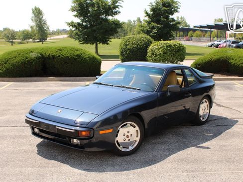 Used 1987 Porsche 944 S image 5