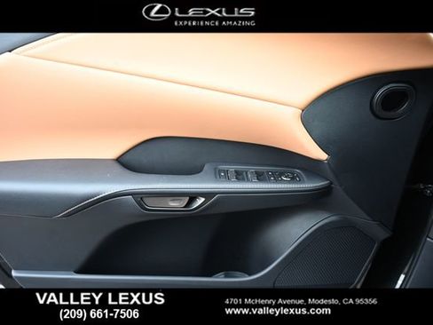 New 2026 Lexus RX 450h AWD image 18