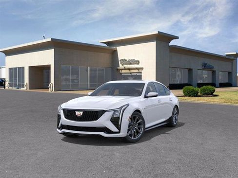 Used 2025 Cadillac CT5 Sport w/ Technology Package image 8