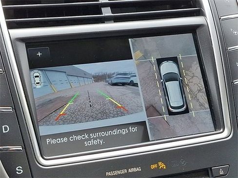 Used 2020 Lincoln Nautilus Reserve image 19