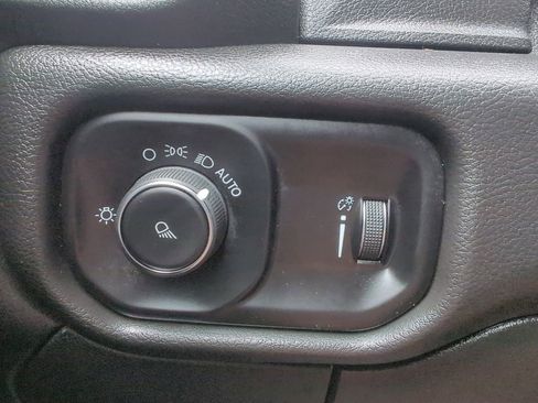 Used 2022 RAM 2500 Tradesman AWD/4WD image 31