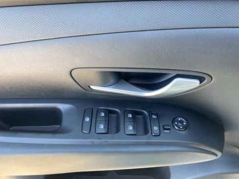 Certified 2024 Hyundai Santa Cruz SEL FWD image 14