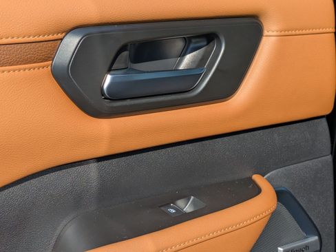 New 2026 Nissan Armada Platinum Reserve image 25