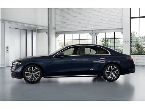 New 2026 Mercedes-Benz E 450 4MATIC Sedan image 35