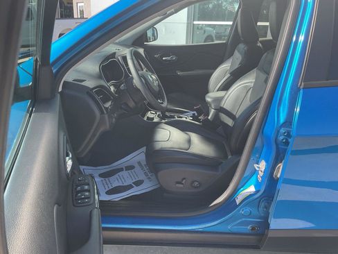 Used 2023 Jeep Cherokee Altitude Lux image 9