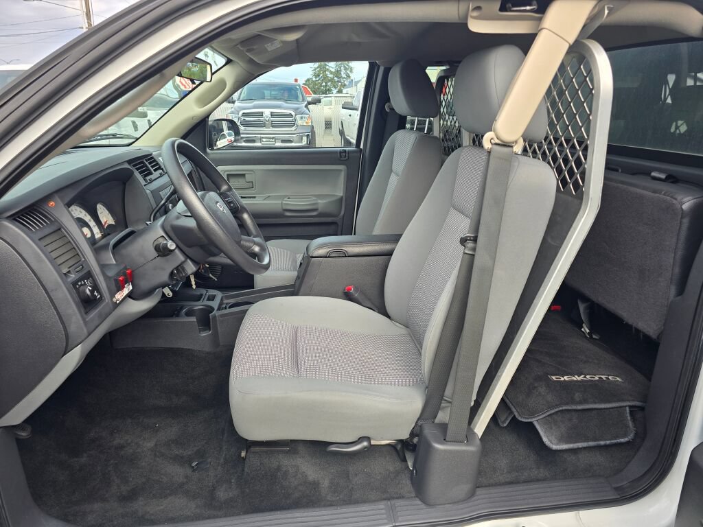 Used 2011 Dodge Dakota Big Horn w/ Skid Plate Group AWD/4WD image 11