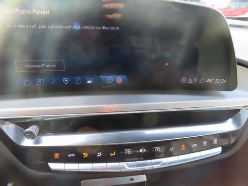 Used 2024 Cadillac Lyriq Luxury image 32