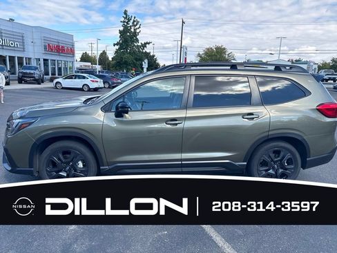Used 2023 Subaru Ascent Onyx Edition AWD/4WD image 2