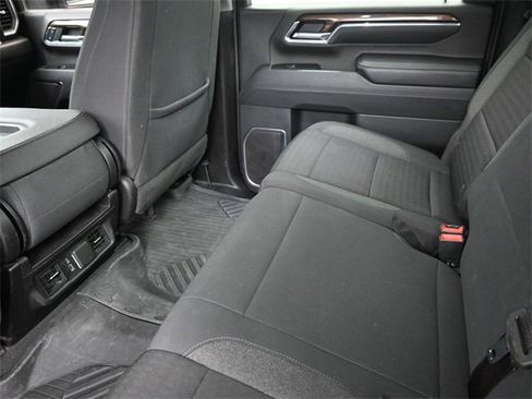 Used 2024 Chevrolet Silverado 2500 LT w/ Convenience Package image 20