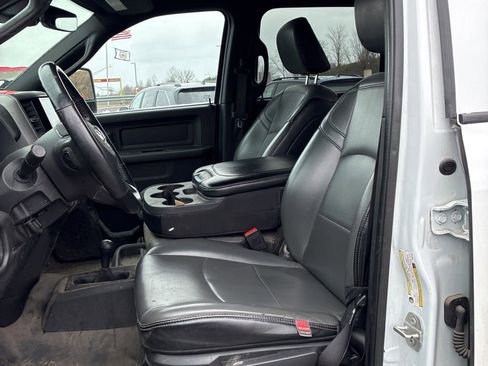 Used 2023 RAM 2500 Tradesman w/ Safety Group image 7