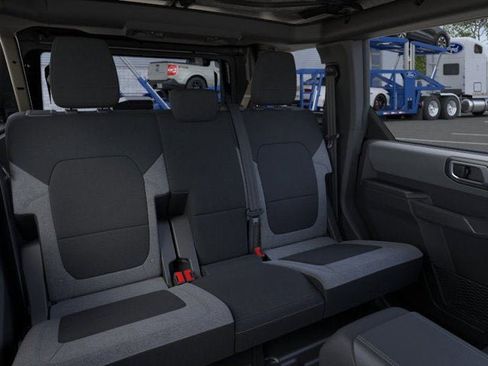 New 2025 Ford Bronco 4-Door image 11