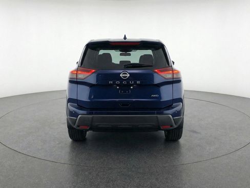 Used 2025 Nissan Rogue SV AWD/4WD image 7