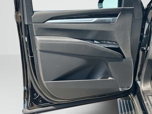 New 2026 Cadillac Escalade ESV Sport w/ Touring Package AWD/4WD image 8