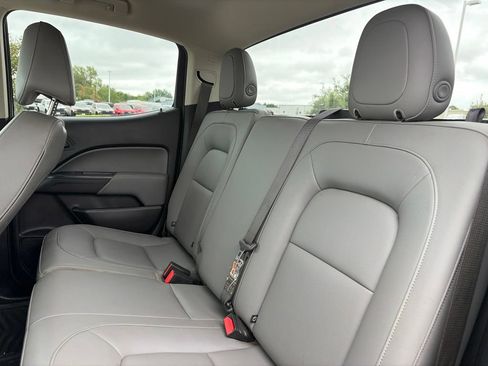 Used 2019 Chevrolet Colorado W/T w/ WT Convenience Package AWD/4WD image 35