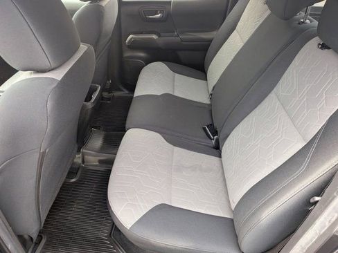 Used 2023 Toyota Tacoma TRD Sport image 16