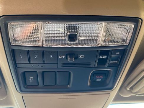 Used 2015 Toyota 4Runner Limited image 23