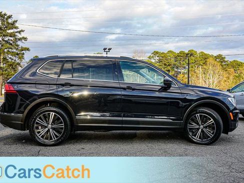 Used 2019 Volkswagen Tiguan SEL image 2