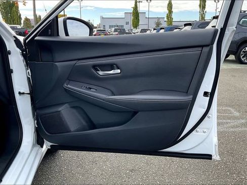 Used 2024 Nissan Sentra SV image 22