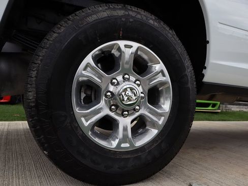 Used 2025 RAM 3500 Big Horn image 38