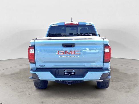 Used 2025 GMC Canyon Denali AWD/4WD image 4