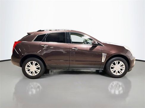 Used 2015 Cadillac SRX Luxury image 6