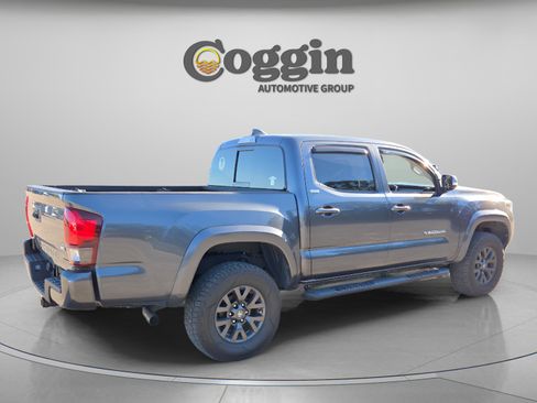 Used 2022 Toyota Tacoma image 6