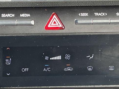 Used 2024 Hyundai Sonata SEL w/ Convenience Package image 18