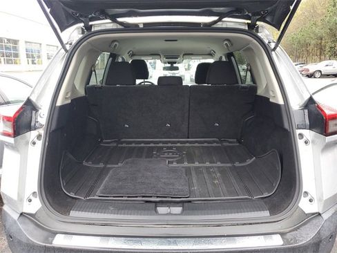 Used 2022 Nissan Rogue SV image 8