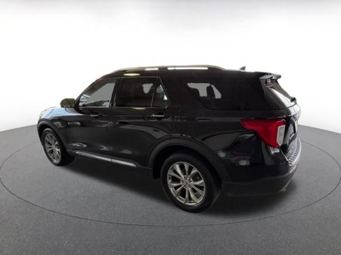 Used 2024 Ford Explorer Limited image 10