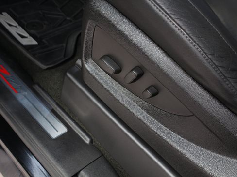 Used 2015 Chevrolet Tahoe LT AWD/4WD image 27