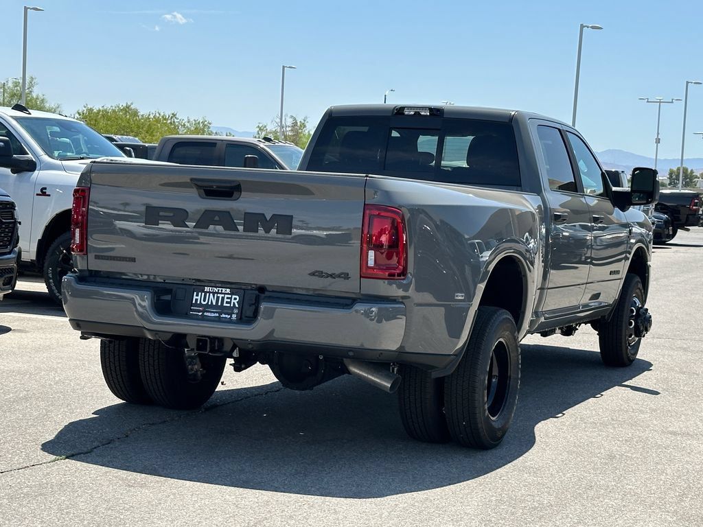 New 2026 RAM 3500 Big Horn AWD/4WD image 6