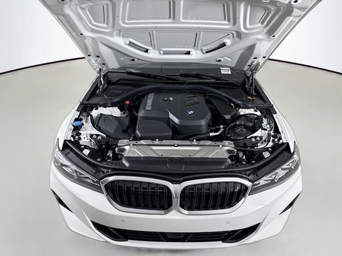New 2026 BMW 330i xDrive Sedan w/ Convenience Package image 31